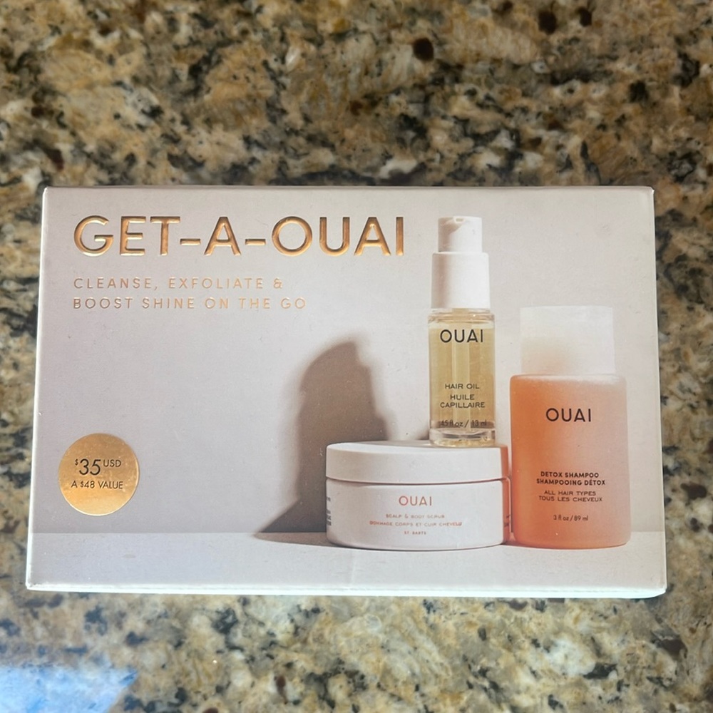 Get A Ouai cleanse, exfoliate & boost sine on the go
